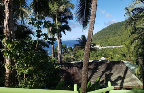 Deshaies Bed & Breakfast | Gîtes Les Lodges des Hauts de Deshaies