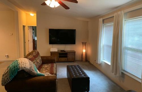 Essex Hotel | Glacier Haven Inn