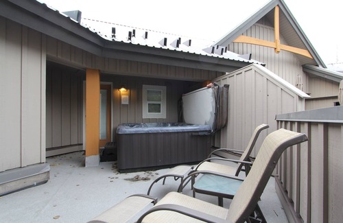 Village North Condo | Glaciers Reach #39 | 2 Bedroom with Kitchen, Fireplace and Private Hot Tub