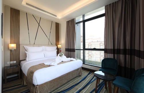 Hera Street Hotel | Gladiolus Hotel