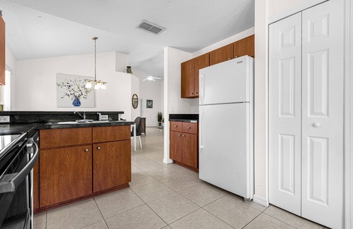 Crystal Cove House | Glamorous House in DISNEY AREA Heated Private Pool