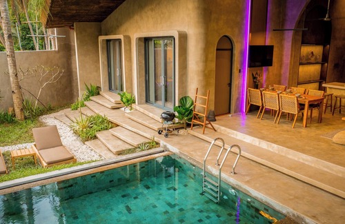 El Nido Villa | Glamorous Pool Villa 3 bedroom