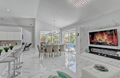 Greenview Shores House | Glamour House