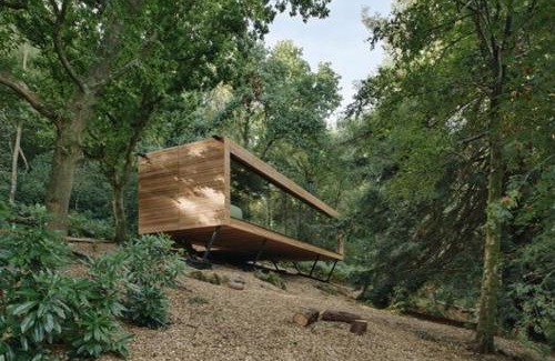 Tretes Cabin | Glamourous Kakek Bodo Lodge