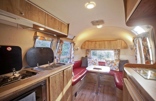 Mabe House | Glamping 1967 Retro American Airstream