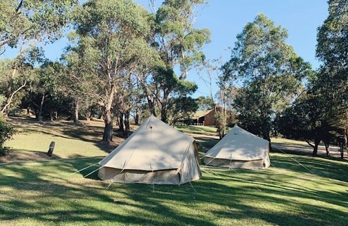Shoreham House | Glamping at Iluka Retreat - Lakeside
