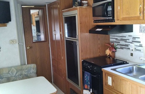 Bartow House | Glamping in beautiful Bartow central FL