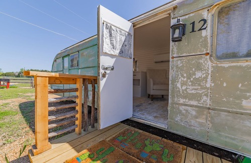 Spicewood House | Glamping in Spicewood TX Hill Country- The Vagabond