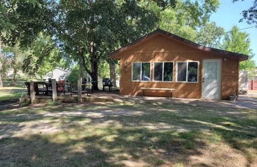 New Boston House | Glamping Near the river - 1 Bedroom Cabin