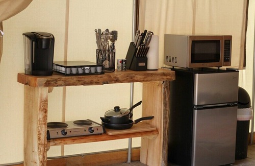 Orderville RV Rental | Glamping Tent 10 Near Zion & Bryce w/Private Bath