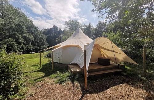 Haveringland RV Rental | Glamping with wood-fired Hot Tub at Moat Island