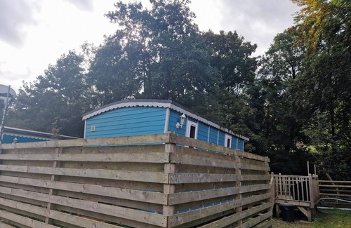 Llanfair Caereinion Cabin | Glan yr Afon Dau - Relax, Recuperate, Enjoy