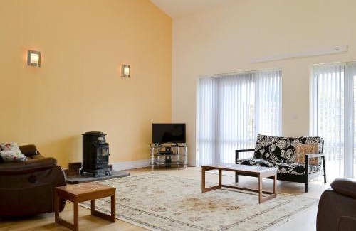 Loughor House | Glanmwrg Barn
