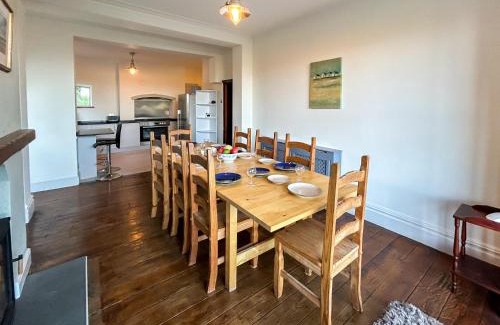 Arthog House | Glannant - 5 Bed & 4 Bathroom - Fairbourne, Barmouth, Mawddach Estuary