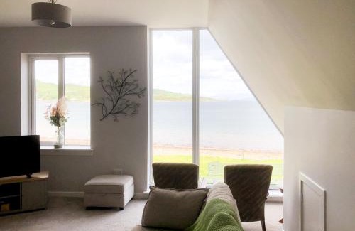 Campbeltown House | Gleaner Lea Apartment