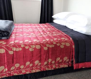 Glenavy Resort | Glenavys Waitaki River Motor Camp