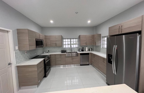 Glencoe House | Glencoe Townhome With Loft Jacuzzi and Pool