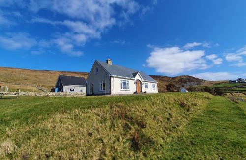 Glencolmcille House | Glencolmcille Spectacular Views