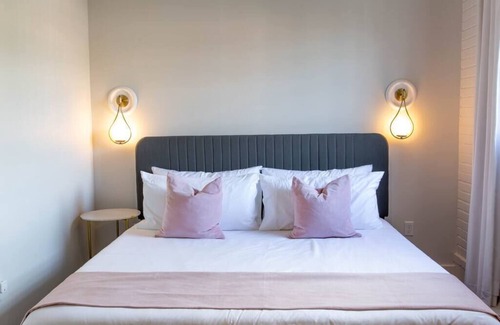 Tyler Park House | Glenmary Suite 204 at The Bellwether Hotel