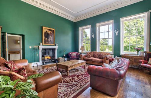 Glentham House | Glentworth Hall by Group Retreats