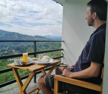 Primrose Cabin | Glenview hotel & homestay