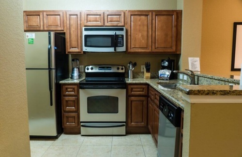 Florida Center Condo | Glistening Orlando's Sunshine Resort, 2 Bedroom Suite