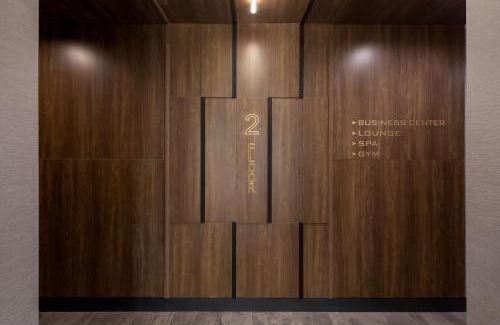 Port Morris Hotel | Global Luxury Suites at The Arches