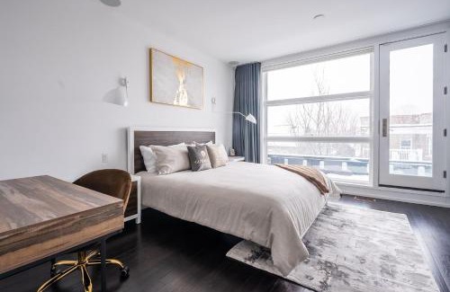Little Italy House | Globalstay Exclusive 4 BD Townhouse Downtown Toronto