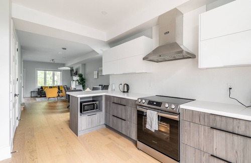 Little Italy Apartment | GLOBALSTAY. Fancy Downtown Apartments