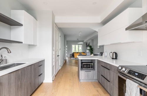 Little Italy Apartment | GLOBALSTAY. Fancy Downtown Apartments