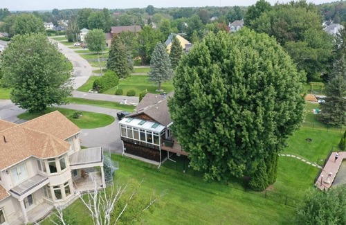 Lagoon City House | GLOBALSTAY. Waterfront Cottage