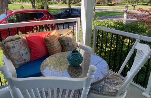 Town of Essex Bed & Breakfast | Glorious Gardens Bed and Breakfast
