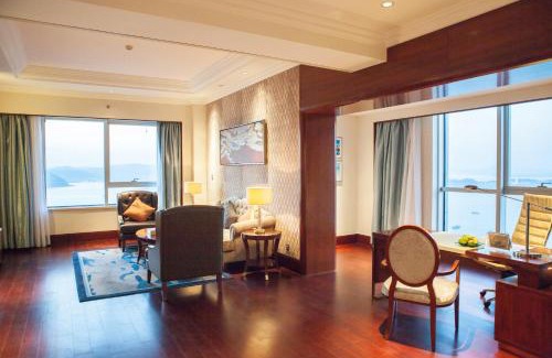 Gangkou District Hotel | Glory Charm Hotel