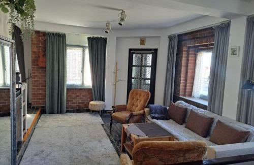 Kazanlak Apartment | Gnezdo Studio Apart