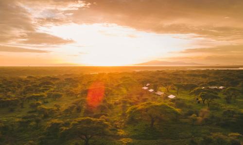 Serengeti National Park Cabin | Gnu Mara River Camp