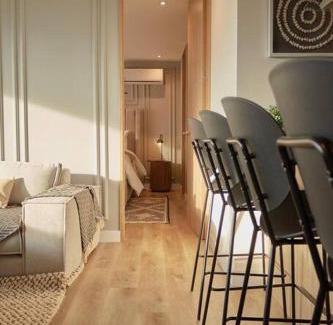 La Aguacatala Apartment | Go Living Suites: Your Medellin Retreat