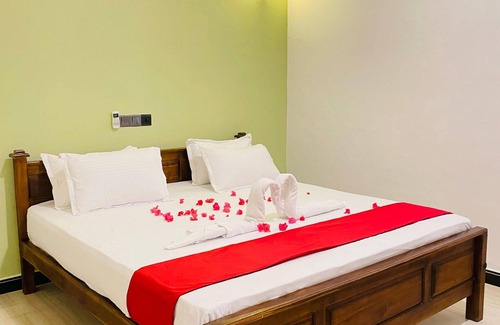 Pottuvil Division 2 Bed & Breakfast | Go spot Arugambay