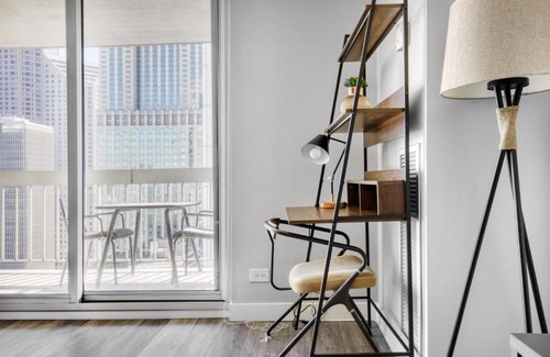 Rush and Division Apartment | Gold Coast 1BR w Gym Terrace nr Lake the L CHI-64