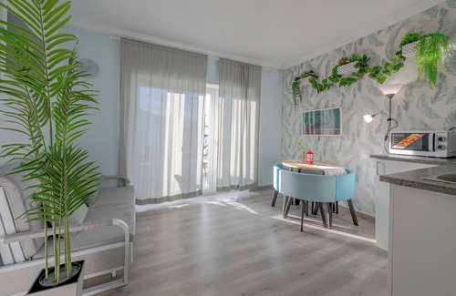 Cascais Villa | Gold Coast Photography Inn
