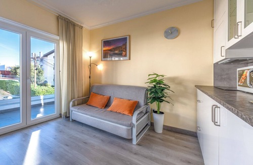 Cascais Villa | Gold Coast Photography Inn