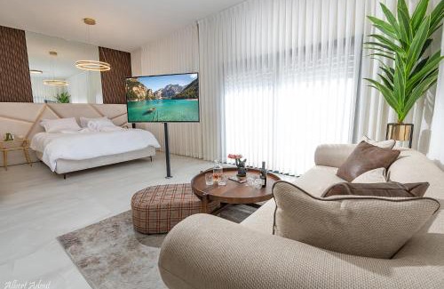 Ramat Negev Apartment | Gold Sweet