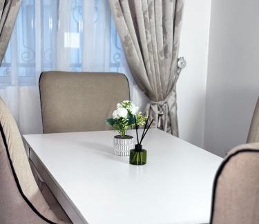 Ekrokpe Apartment | Goldeekoin Apartment and Hotel