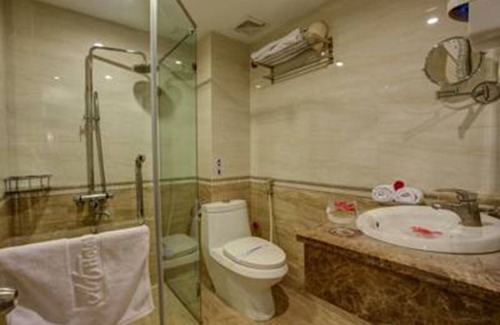 Hang Bo Hotel | Golden Art Hotel