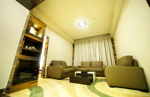 Bara Banki Hotel | Golden Blossom Imperial Resorts