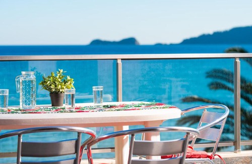 Chrisi Ammoudia Apartment | Golden Breeze