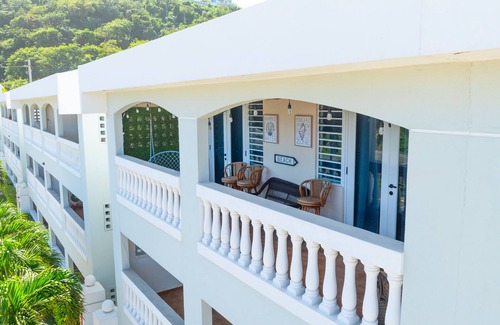Isabela Apartment | Golden Dream Studio 306 B