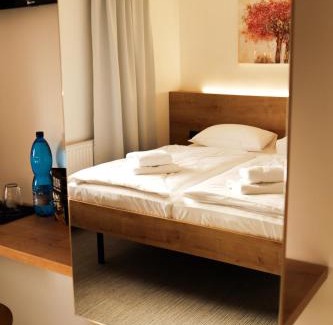 Brezineves Hotel | Golden Golem hotel & Spa