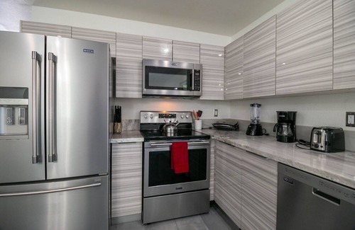 Chinatown House | Golden Modern 4 Bedroom House