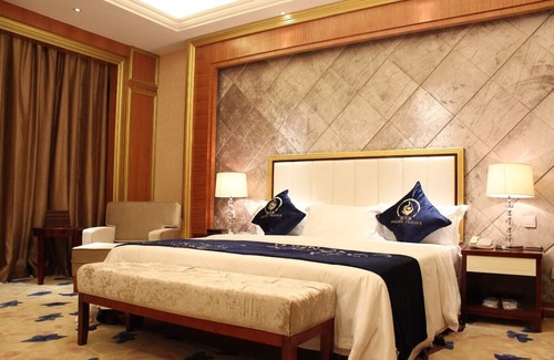 Beira Hotel | Golden Peacock Resort Hotel