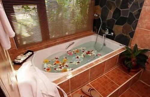 Nang Lae Resort | Golden Pine Resort